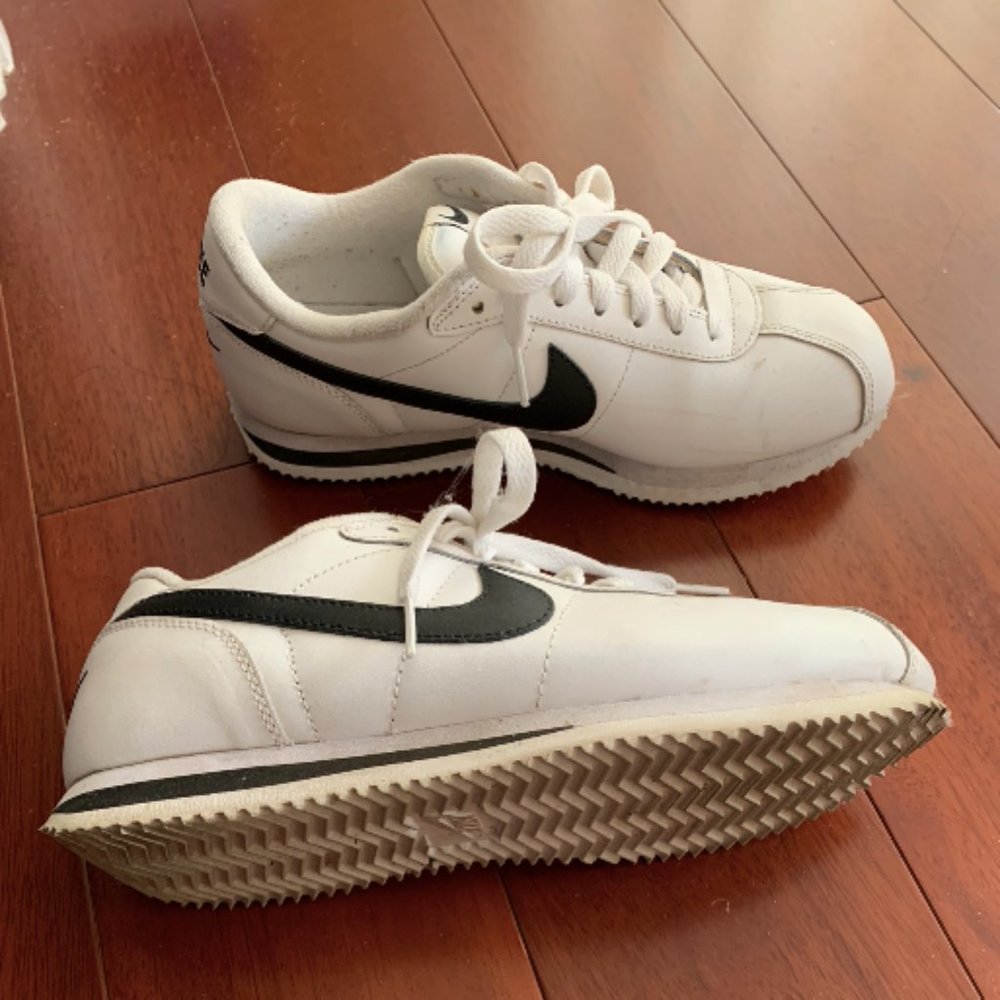 Nike Cortez Basic - image 4